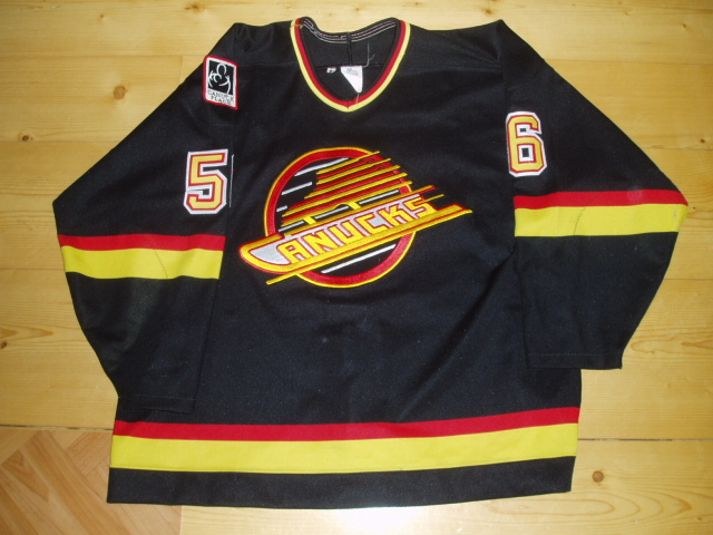 Canucks game hot sale worn jersey