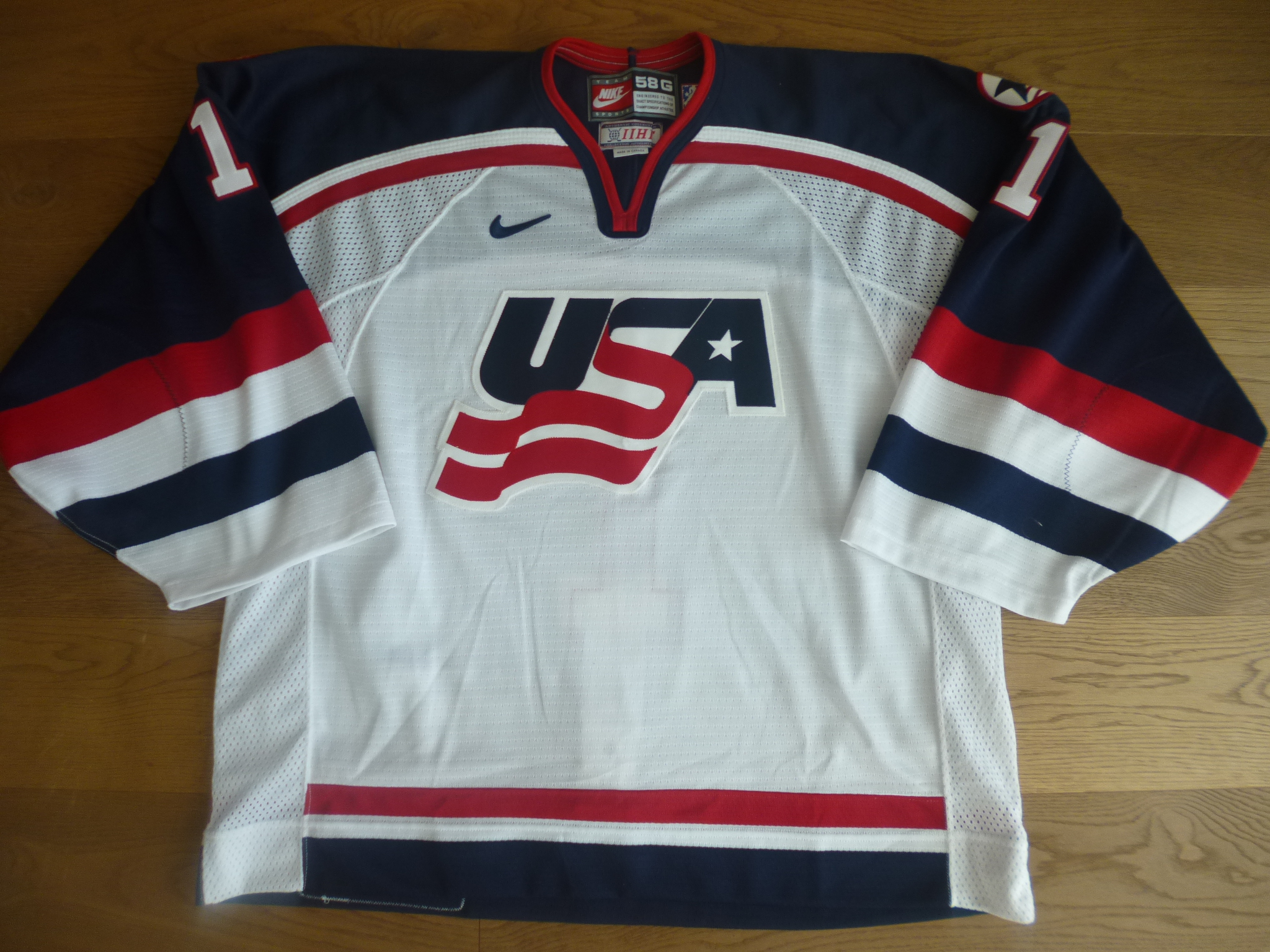 Worldwide Archive - Gameworn Hockey Jersey Collection